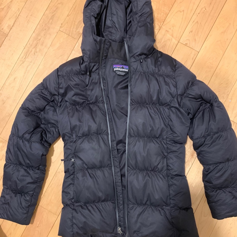 patagonia black puffer jacket